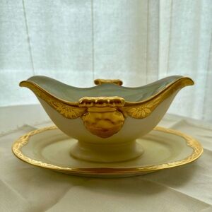 Hutschenreuther China Bavaria Ivory Bone China Gravy Boat & Underplate